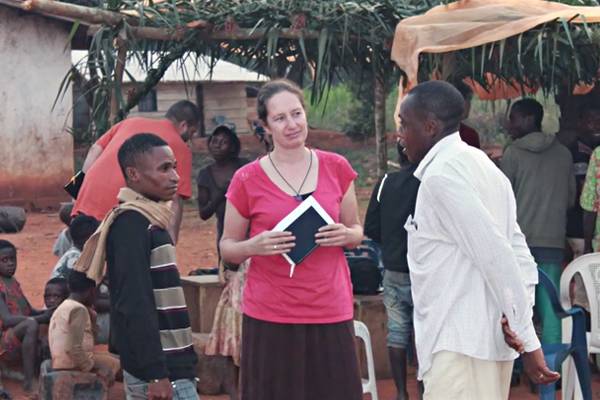 Oral+Bible+Storying-Cameroon