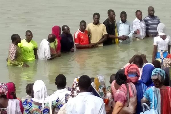 Holistic+Church+Planting-Chad