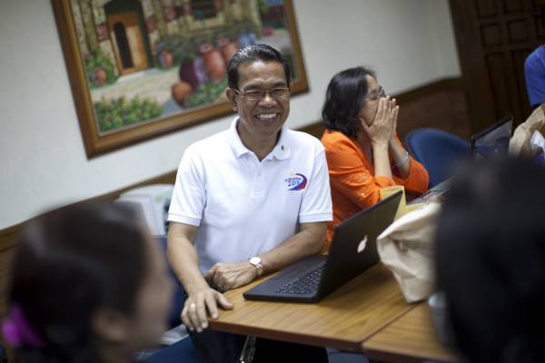 Philippines-Administrator